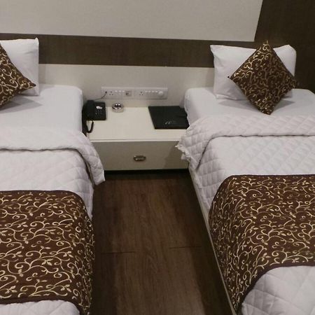 Princess Hotel Ankleshwar Buitenkant foto