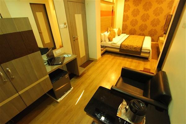Princess Hotel Ankleshwar Buitenkant foto