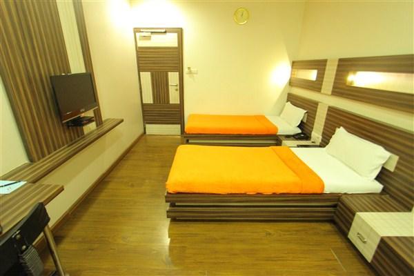 Princess Hotel Ankleshwar Buitenkant foto