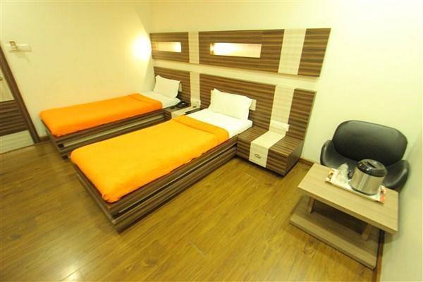 Princess Hotel Ankleshwar Buitenkant foto