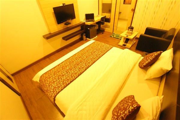 Princess Hotel Ankleshwar Buitenkant foto