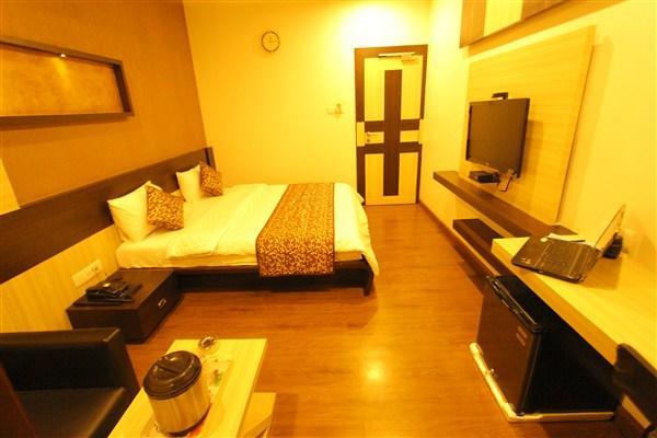Princess Hotel Ankleshwar Buitenkant foto