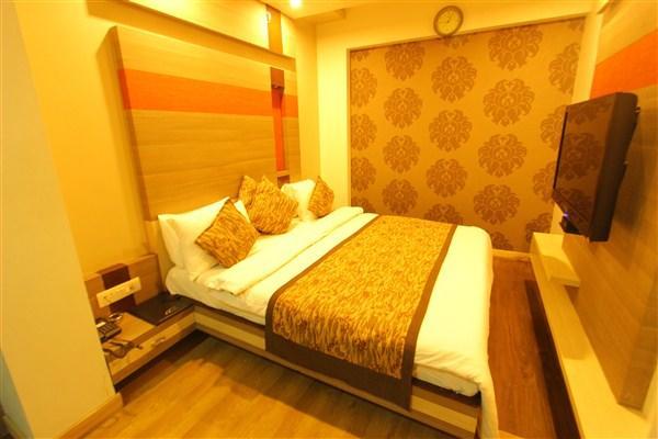 Princess Hotel Ankleshwar Buitenkant foto
