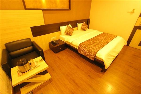 Princess Hotel Ankleshwar Buitenkant foto